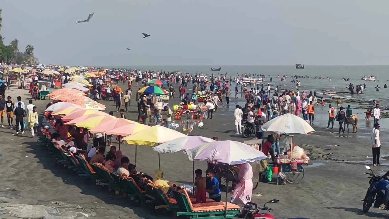 বীচ কার্নিভাল ঘিরে উৎসবের আমেজ, জমজমাট হতে যাচ্ছে কুয়াকাটা