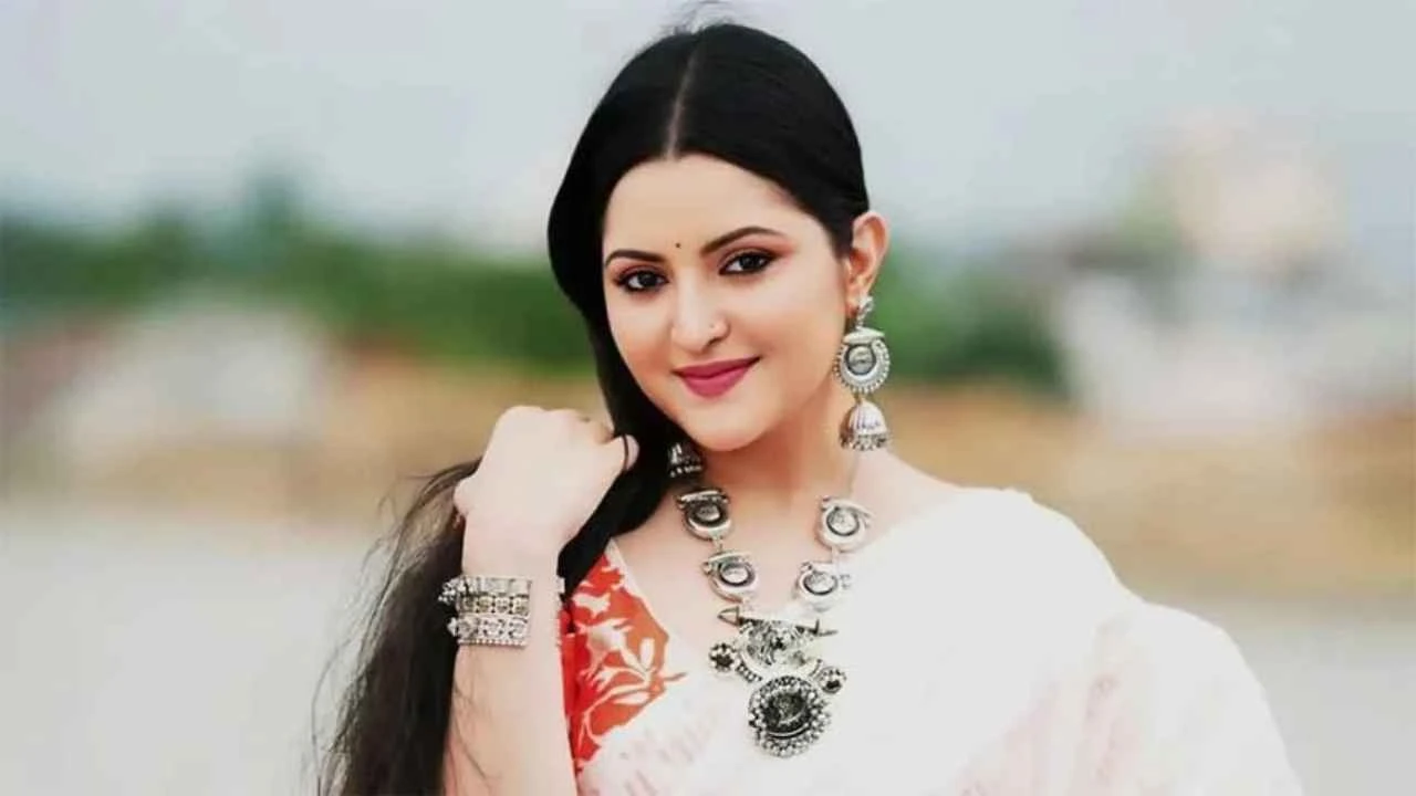 মধ্যরাতের ভিডিও ডিলিট করে পরী বললেন, ‘উপস সরি’