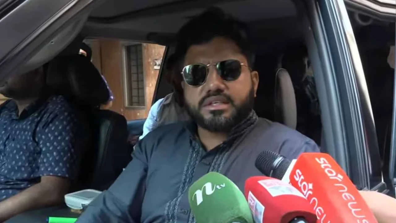 বিশেষ কারণে পদত্যাগ করতে হচ্ছে: ইশরাক হোসেন