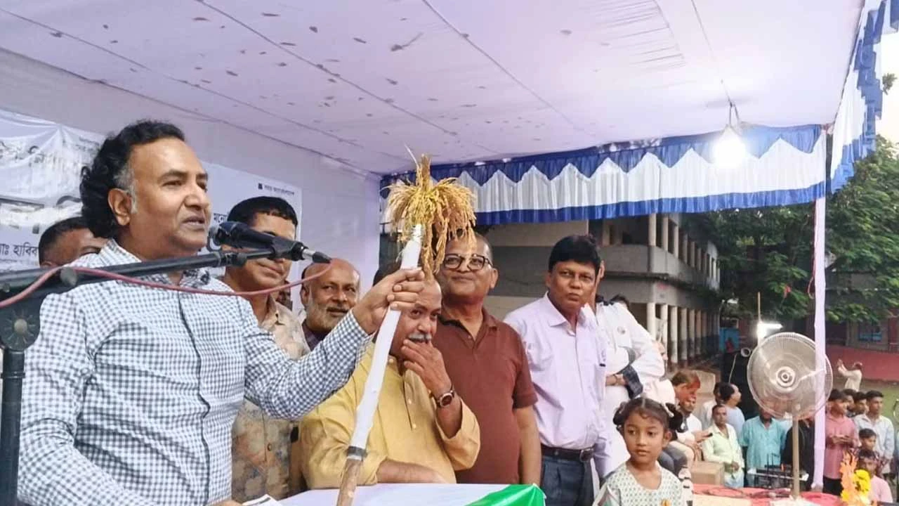 ঠাকুরগাঁওয়ের রুহিয়ায় বিএনপির নির্বাচনী জনসভা অনুষ্ঠিত