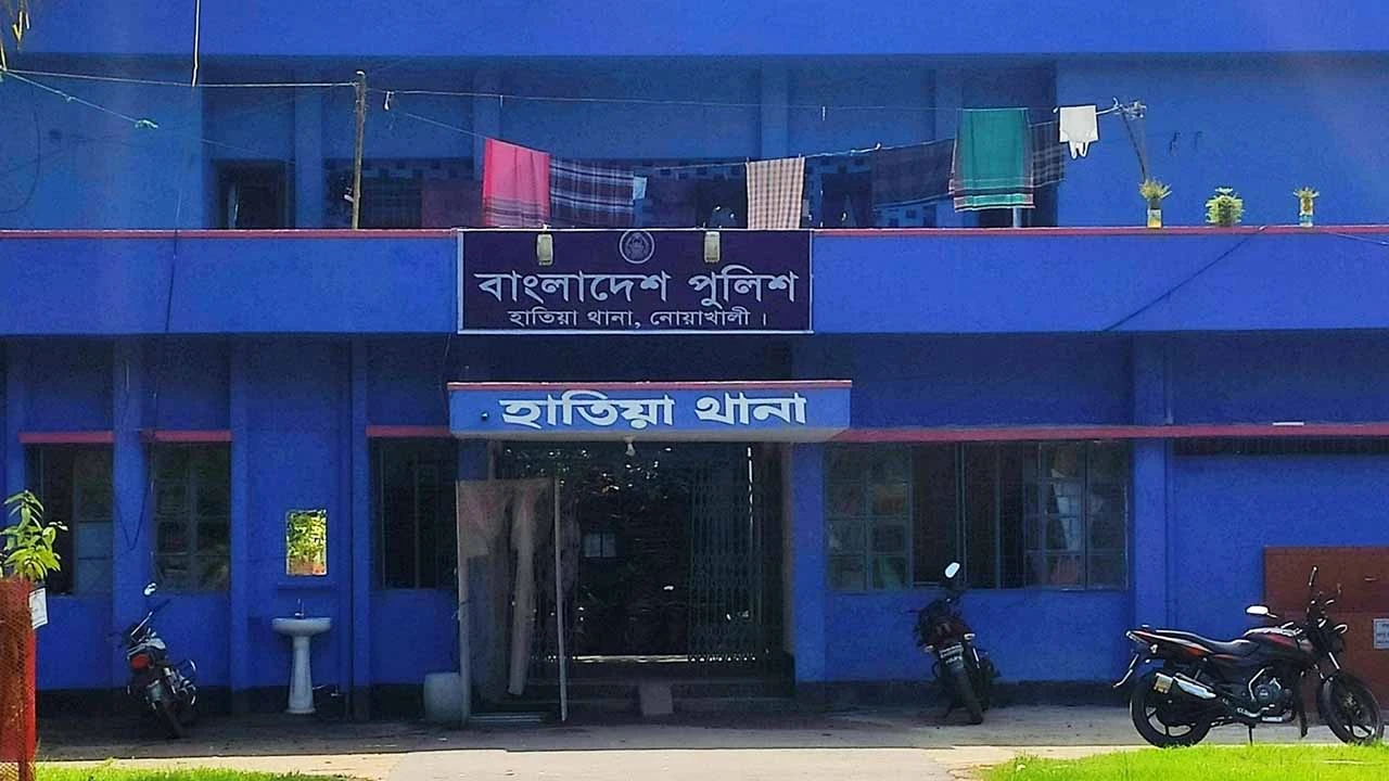 হাতিয়ায় শিশু ধর্ষণ চেষ্টার অভিযোগে তরুণ গ্রেপ্তার