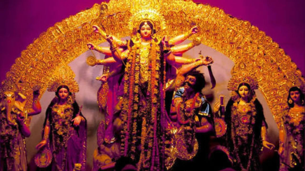 ২০২৮ সালে ১৫ দিনের ব্যবধানে দুর্গাপূজা হবে দুইবার!