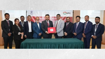 আইএফআইসি ব্যাংক ও ঢাকা রিজেন্সির মধ্যে সমঝোতা স্মারক স্বাক্ষর