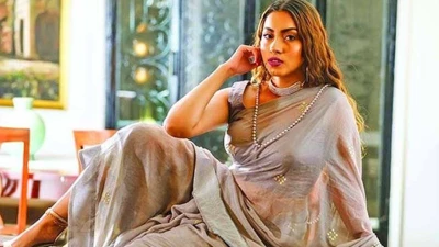ইচ্ছা থাকলেও পর্দা করা সম্ভব না: মেঘনা আলম