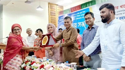 ব্রাহ্মণবাড়িয়ায় জিপিএ-৫ প্রাপ্ত শ্রেষ্ঠ শিক্ষা প্রতিষ্ঠান প্রধানদের সংবর্ধনা