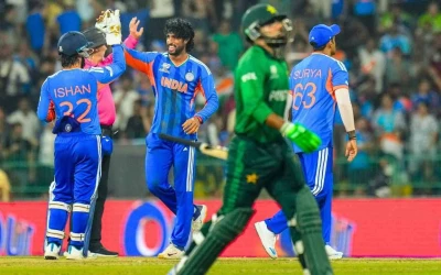 না খেলেই সেমিফাইনালে ভারত-পাকিস্তান