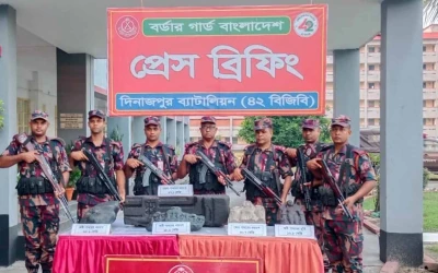 ১ কোটি ২৯ লাখ ৯০ হাজার টাকার প্রত্নসম্পদ উদ্ধার, পাচারের অপচেষ্টা নস্যাৎ বিজিবির