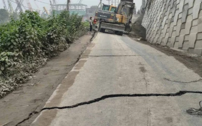 এশিয়ান হাইওয়েতে ফাটল, সোনারগাঁয়ে যানচলাচলে দুর্ভোগ