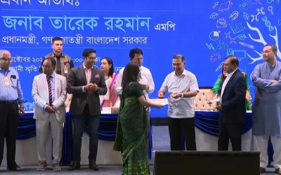 শতাধিক গুণী শিক্ষকের হাতে বিশেষ সম্মাননা তুলে দিলেন প্রধানমন্ত্রী