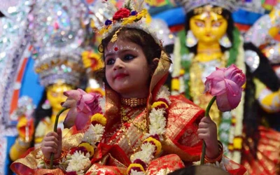 আজ মহাঅষ্টমী ও কুমারী পূজা
