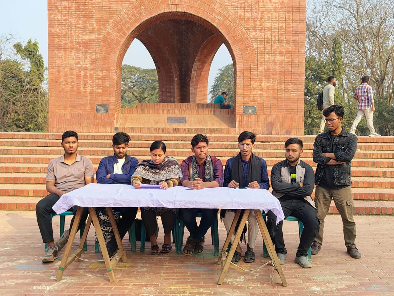 জাবিতে শিক্ষক নিয়োগ নীতিমালায় স্বচ্ছতা আনার দাবিতে ছাত্রশক্তির সংবাদ সম্মেলন