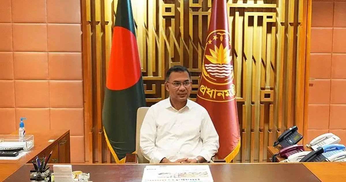 সশস্ত্র বাহিনী বিভাগে প্রথমবার অফিস করলেন প্রধানমন্ত্রী