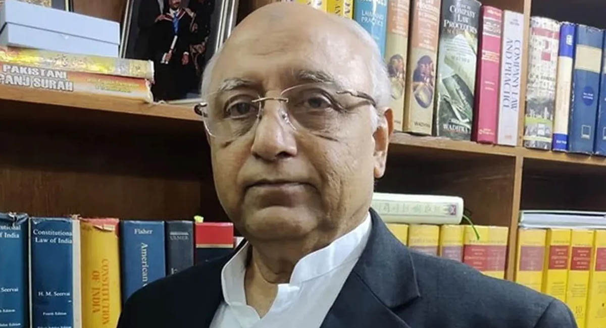 ড. ইউনূসের বিরুদ্ধে রাষ্ট্রদ্রোহের মামলা করার ঘোষণা আইনজীবীর