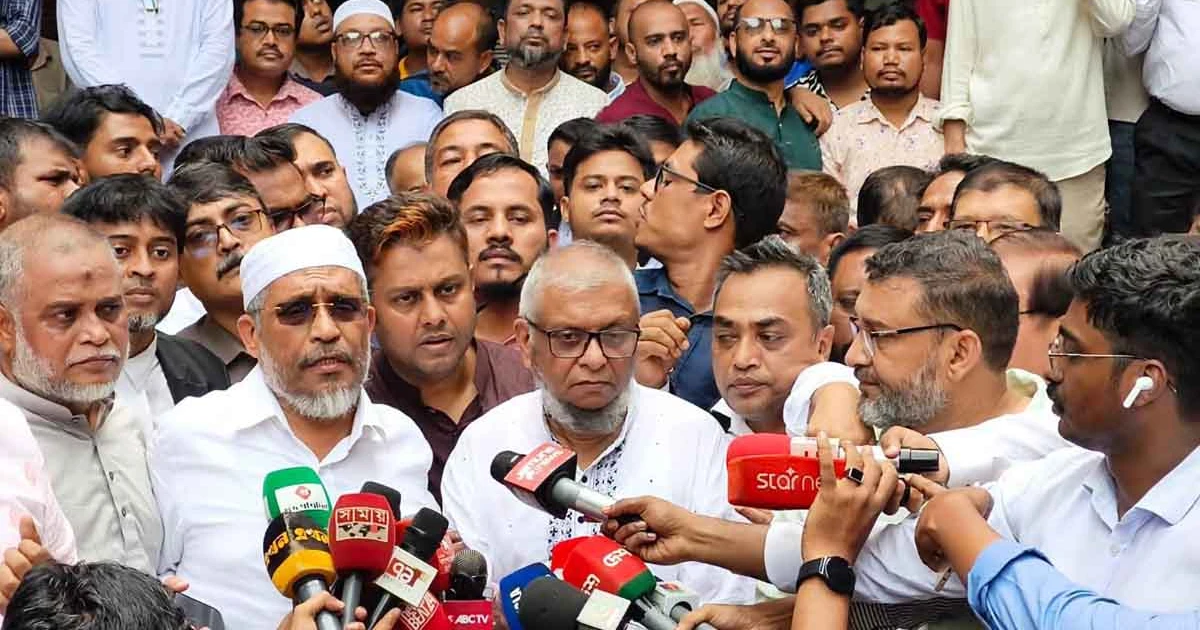 সুরঞ্জিত সেনগুপ্ত হত্যাচেষ্টা মামলায় আজিজ নাঈমের মৃত্যুদন্ড,আরিফ,বাবর ও গৌছসহ ৯ জন খালাস