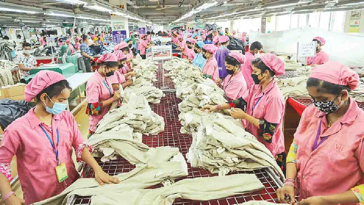 পোশাক রপ্তানিতে বিশ্বে দ্বিতীয় বাংলাদেশ