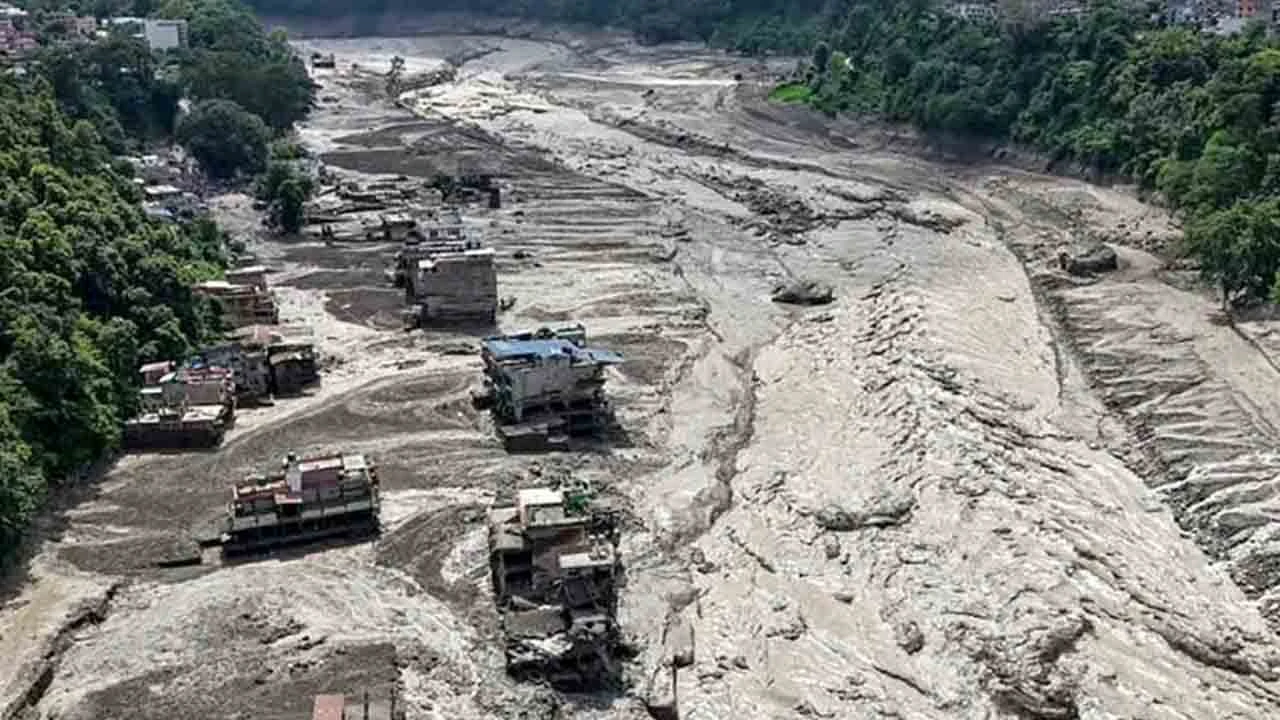 নেপালের ঢলের পানি আসতে পারে বাংলাদেশেও