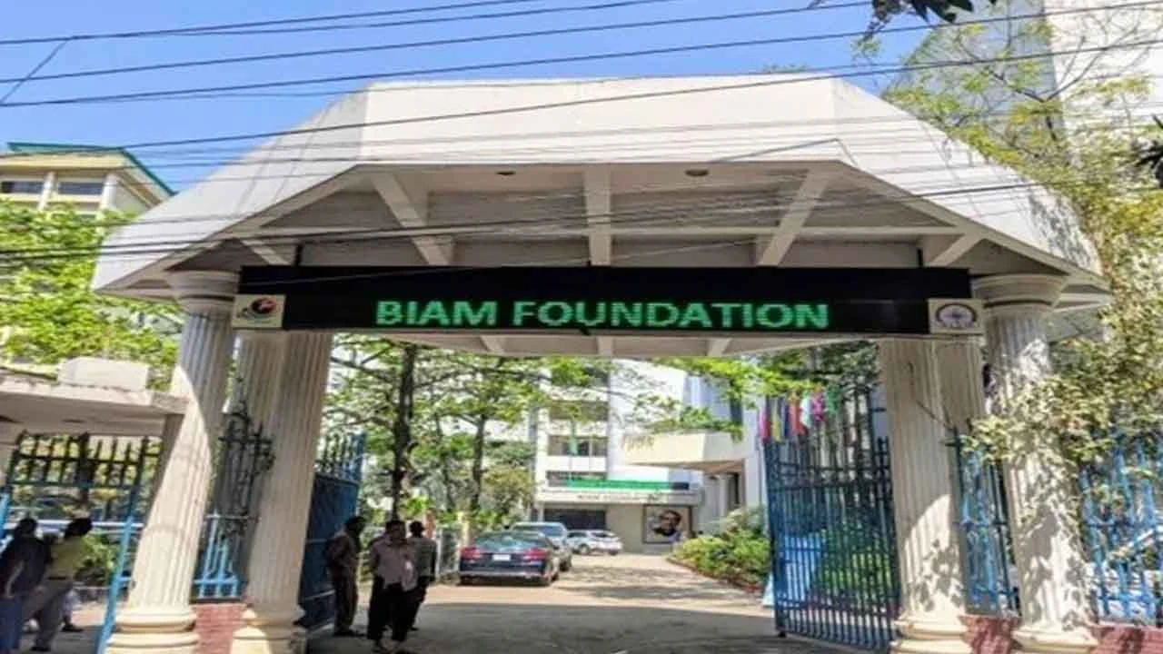 ৯ কোটি টাকা আত্মসাতের নথি পোড়াতে গিয়ে আগুনে মৃত্যু