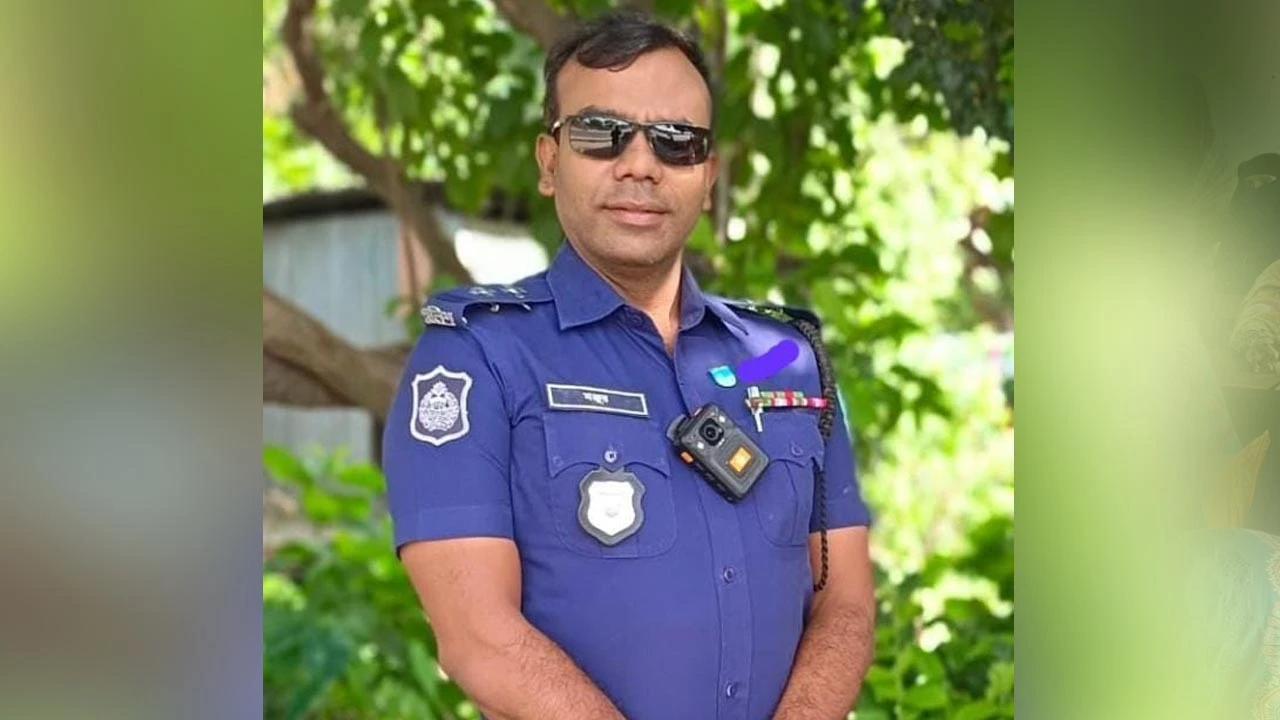 পিবিআই কর্মকর্তা মনজুর রহমান পিপিএম পদকে ভূষিত