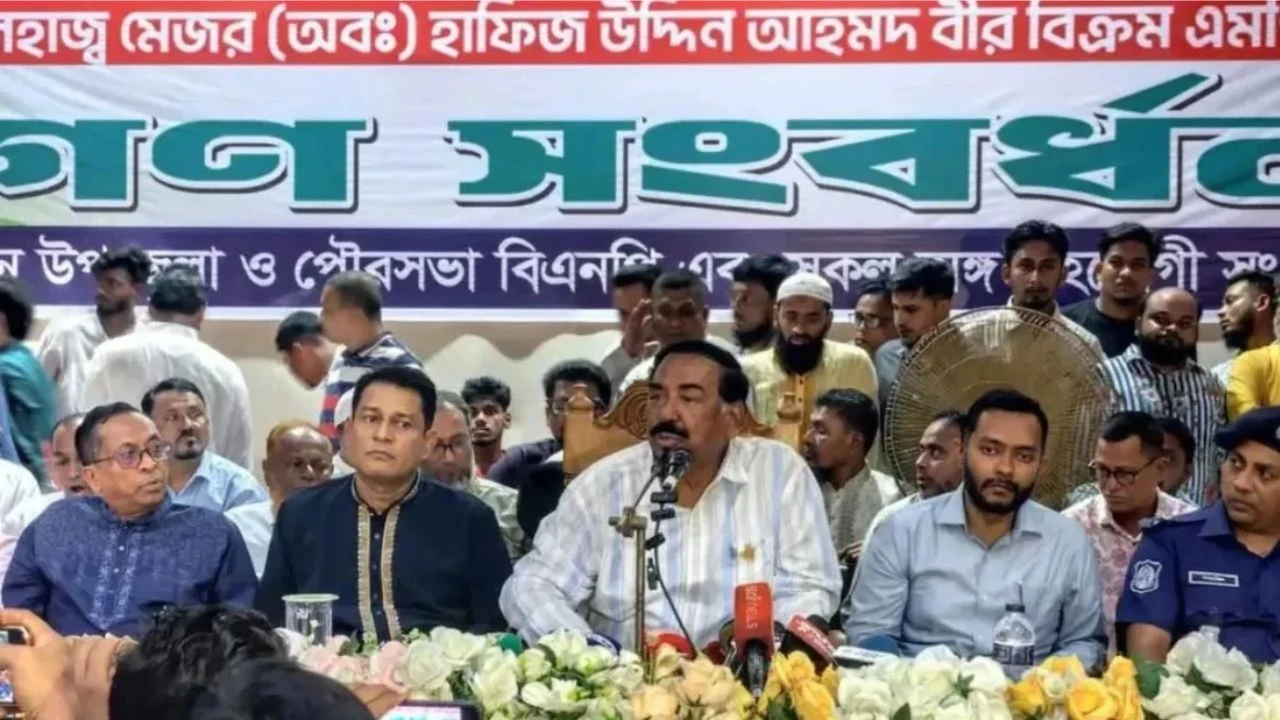 ইশরাক কাজটা ভালোই করেছে, তবে অস্ত্র হাতে নেওয়া ঠিক হয়নি: স্পিকার