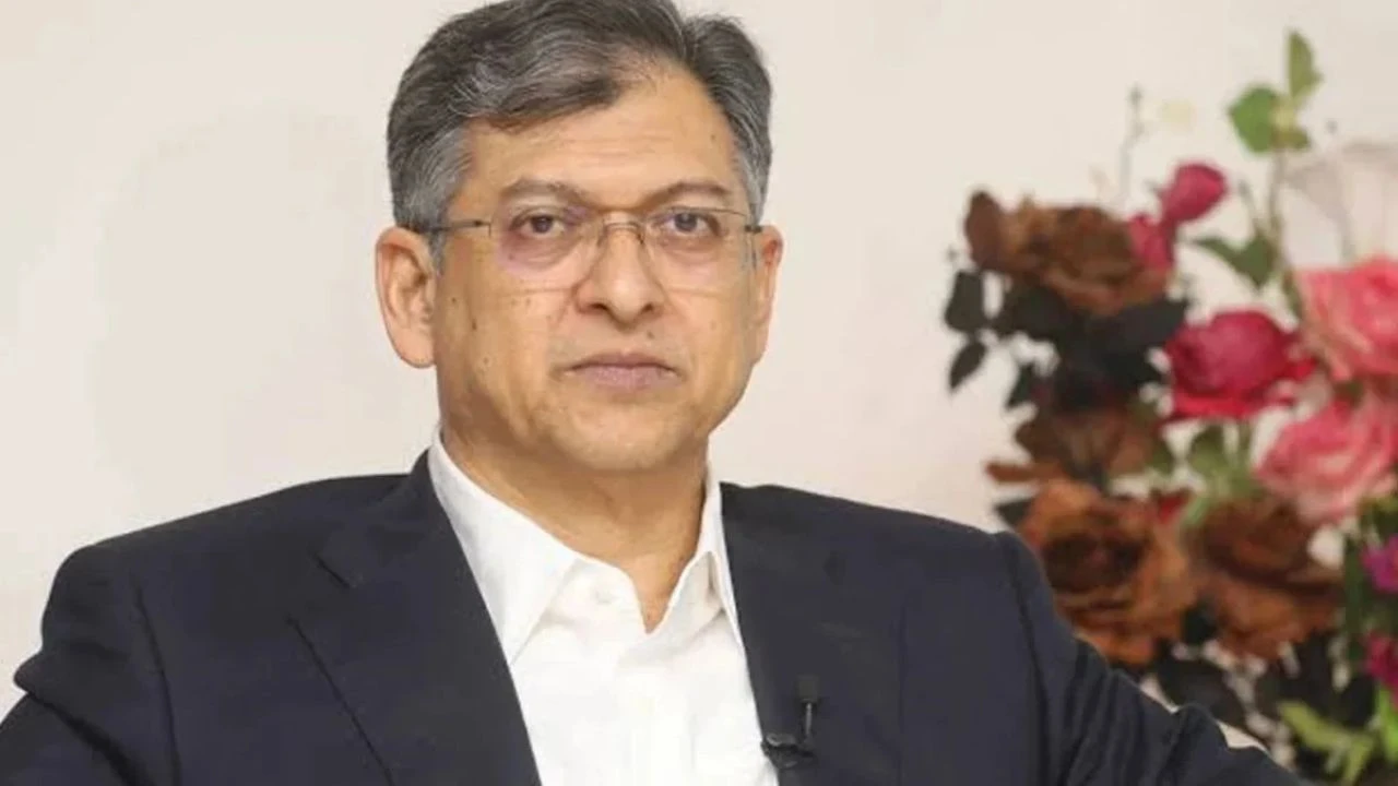তত্ত্বাবধায়ক সরকার ফিরিয়ে আনতেই হবে, বিকল্প নেই: স্বরাষ্ট্রমন্ত্রী
