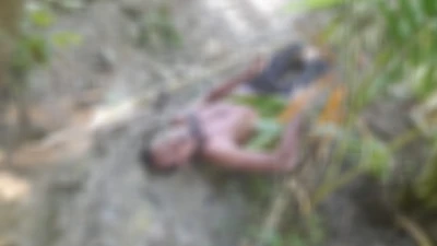 নলছিটিতে গলায় কোমরের বেল্ট প্যাঁচানো যুবকের মরদেহ উদ্ধার