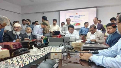 মন খুলে গান গাওয়া যায়, নম্বর দেওয়া যায় না: শিক্ষামন্ত্রী