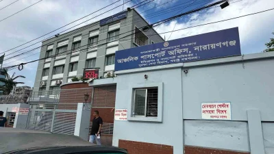 অভিযানে কমছে না দালালদের তৎপরতা, হয়রানির অভিযোগ কর্তৃপক্ষের বিরুদ্ধে