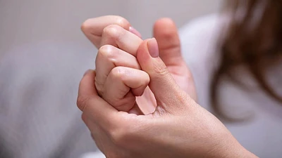 আঙুল মটকানো কি ভালো না খারাপ?