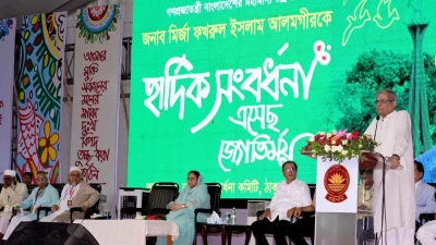 মোর নাম এই বলে খ্যাত হোক, আমি তোমাদেরই লোকঃ রাষ্ট্রপতি