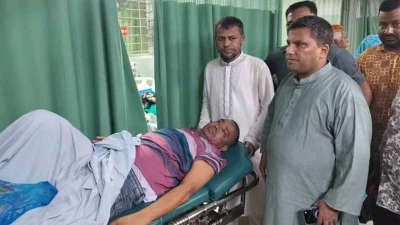 অসুস্থ বিএনপি নেতা মতিয়ারকে দেখতে হাসপাতালে ছুটে গেলেন নওশাদ জমির