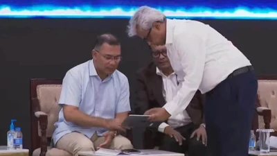 দেশীয় উদ্ভাবনকে বাণিজ্যিক রূপান্তরে ‘বাংলাদেশ ইনোভেশন ফেয়ার’ উদ্বোধন