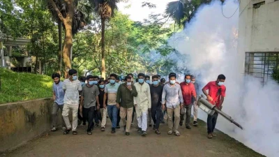 কুবিতে ডেঙ্গু প্রতিরোধে ছাত্রদলের মশকনিধন কর্মসূচি