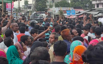 শ্যাম্পুর খালি প্যাকেট নিয়ে সংঘর্ষে আহত ১৫, আইসিইউতে চিকিৎসাধীন অবস্থায় একজনের মৃত্যু