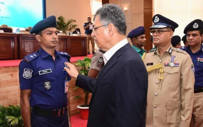 রাষ্ট্রপতি পুলিশ পদক পেলেন বাঘা থানার এসআই সিফাত রেজা