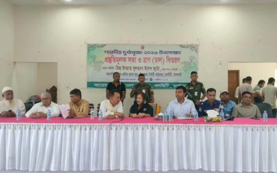 নলছিটিতে দুর্গাপূজা উপলক্ষে প্রস্তুতিমূলক সভা ও ত্রাণের চাল বিতরণ