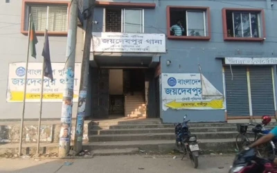 প্রেমের প্রস্তাবে রাজি না হওয়ায় ছাত্রীকে অপহরণের অভিযোগ, মাদ্রাসার প্রধান শিক্ষকসহ ৫ জনের বিরুদ্ধে মামলা