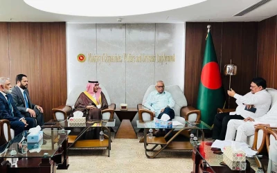 আকামার মেয়াদ শেষ হলেও সৌদিতে প্রবেশের সুযোগ পাবেন প্রবাসীরা